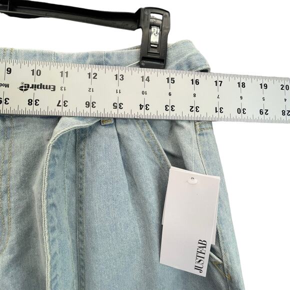 JustFab Jeans Acid Wash Women Size 22 with Belt - Picture 6 of 10